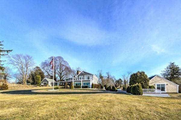 2670 Main Street - Photo 1