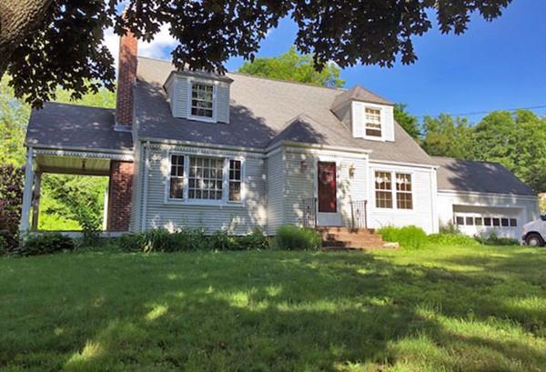 128 Singletary Ave - Photo 1