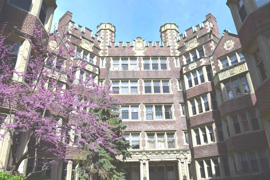10 Dana Street - Photo 1