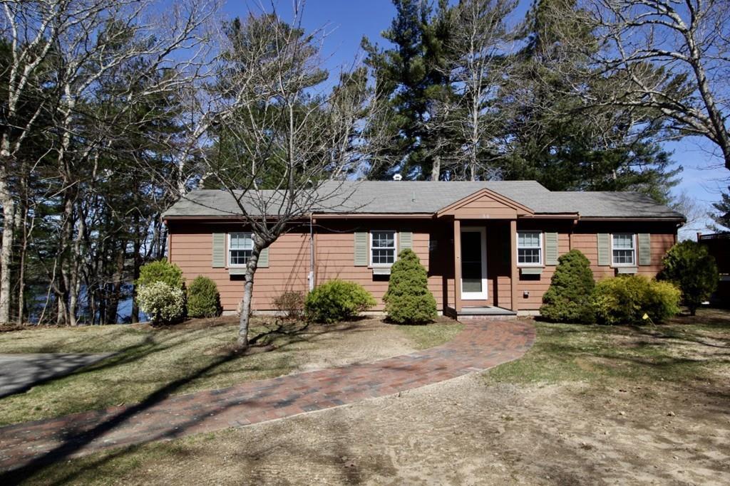 88 Cayuga Ave - Photo 1