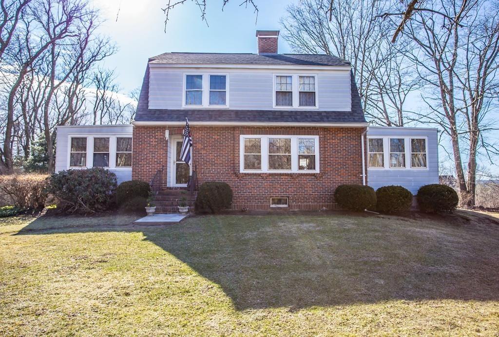 168 North End Rd - Photo 1