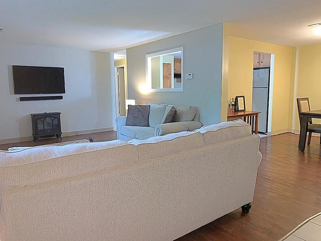 221 Oak Street - Photo 1