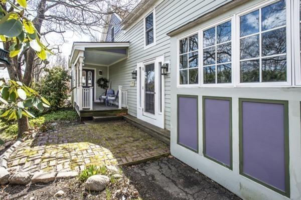 232 E Pleasant St - Photo 1