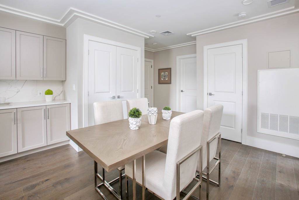 214 Market - Photo 1