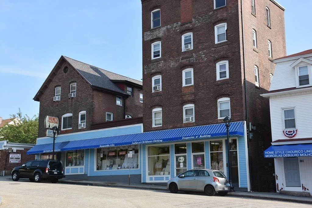 243 Columbia St - Photo 1