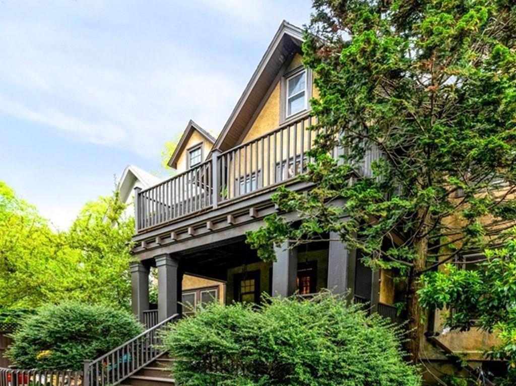164 Tappan St - Photo 1