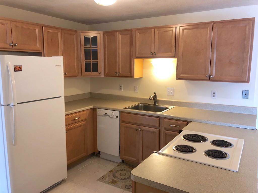 40 Rockland Ave - Photo 1