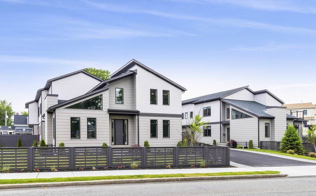 27 Auburndale Avenue - Photo 1