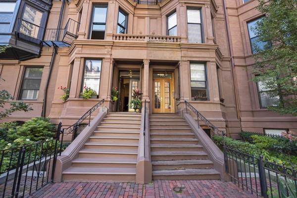 195 Beacon Street - Photo 1