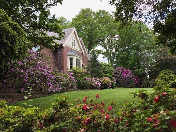 348 Buckminster Rd - Photo 1