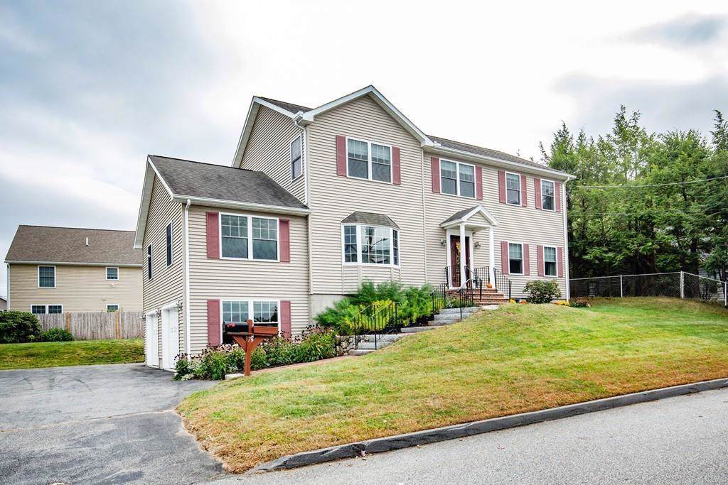 7 Riverside St - Photo 1