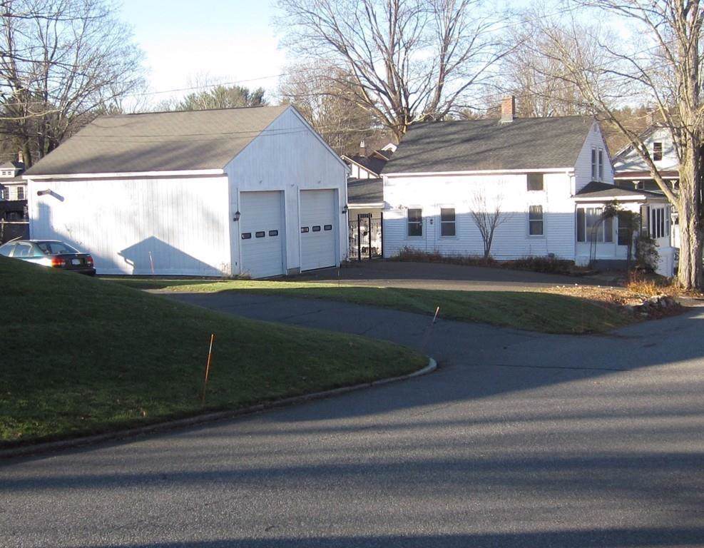 4011 School St - Photo 1