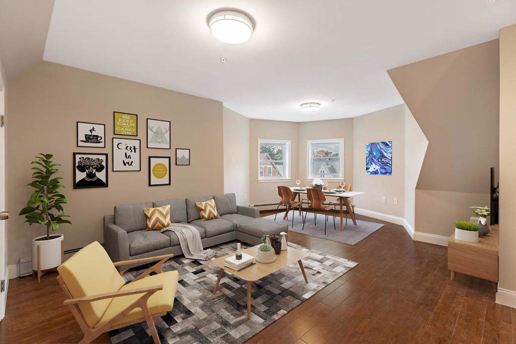 114 Waverly St - Photo 1