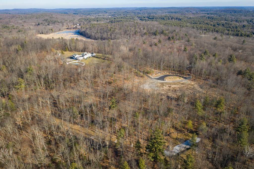 4 Pennie Ln - Photo 1