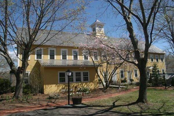 87 School St - Photo 1