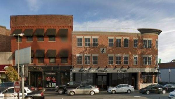 375 Main St - Photo 1