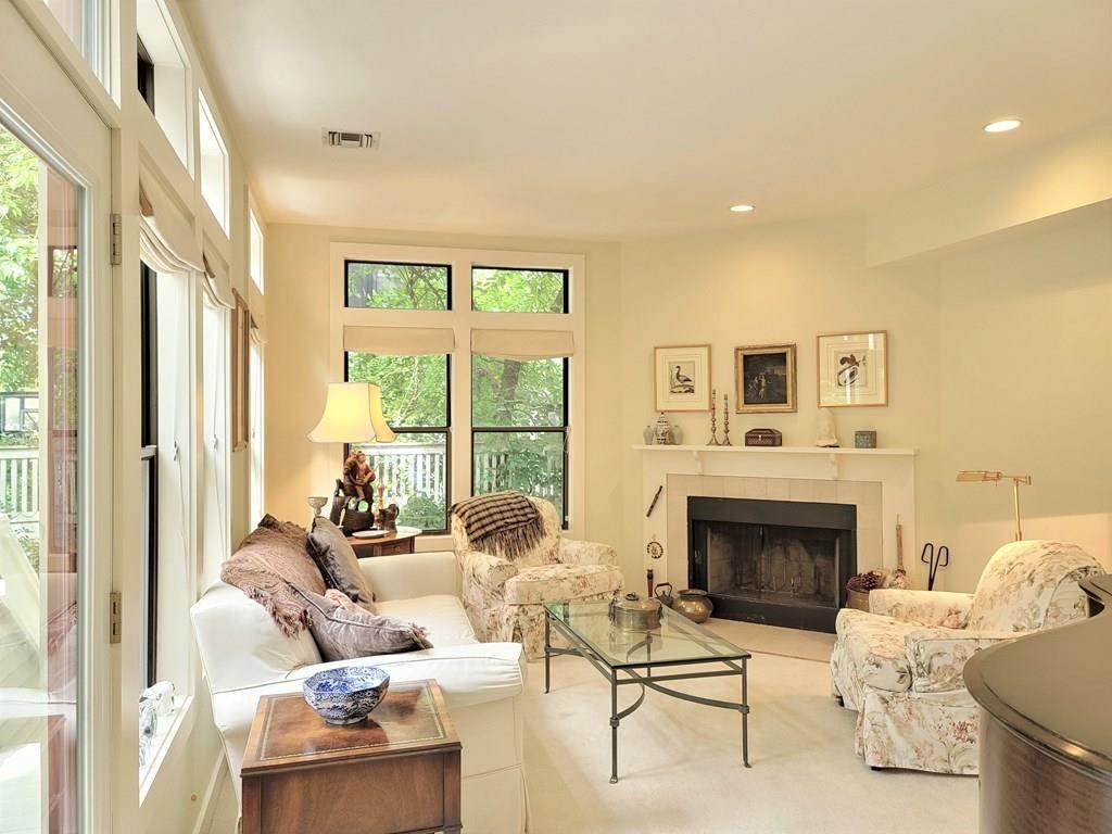 15 Roberts Rd - Photo 1
