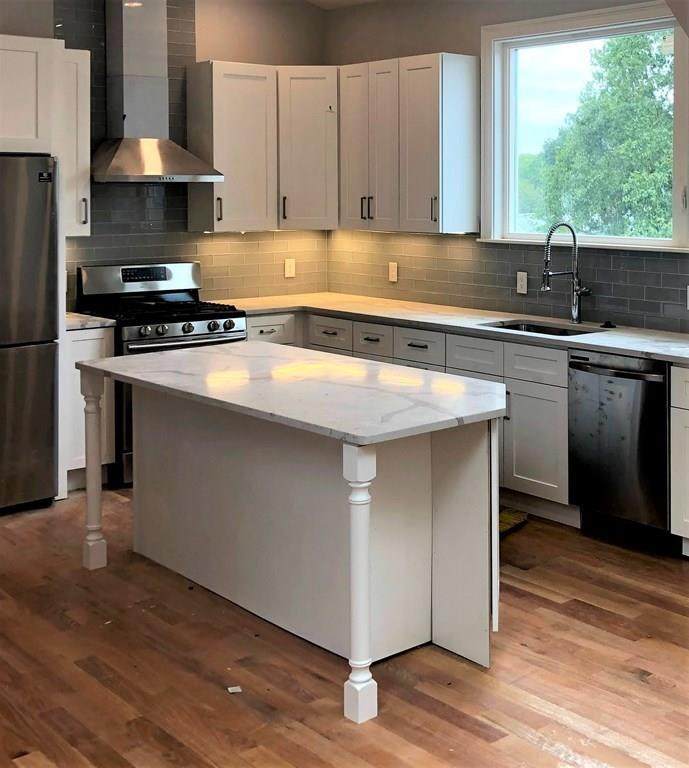 154 Cypress St - Photo 1
