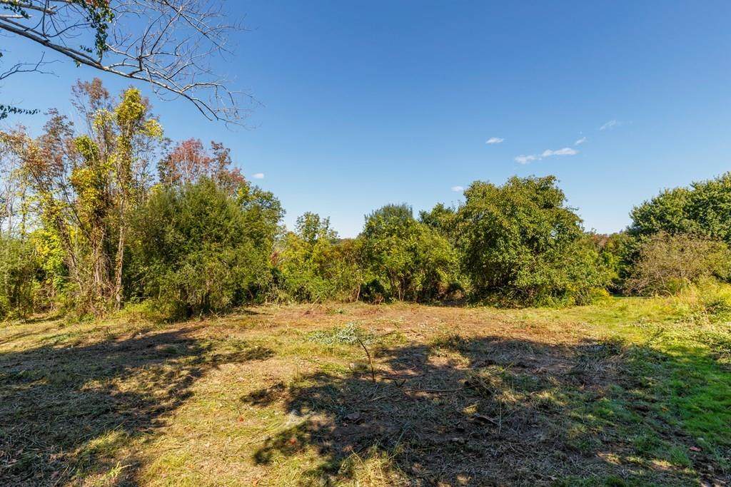 152 Crane Neck St - Photo 1