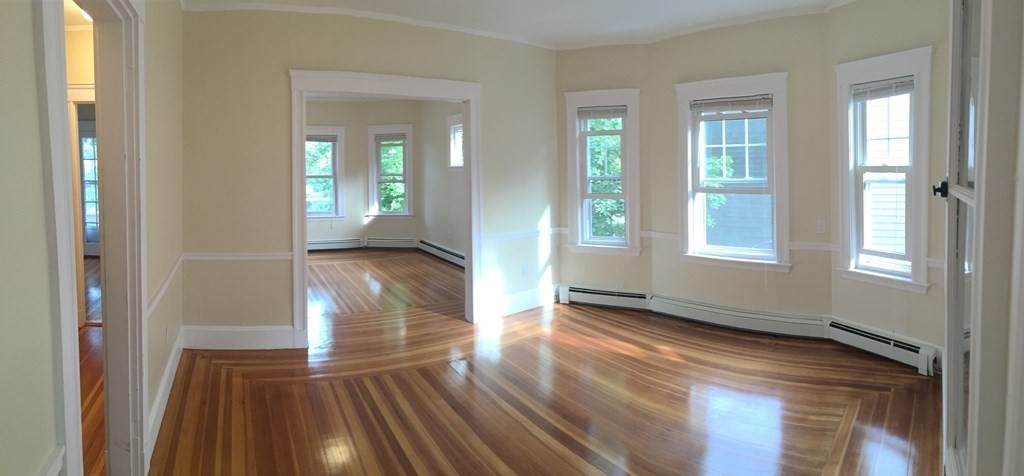 126 Winsor Ave - Photo 1
