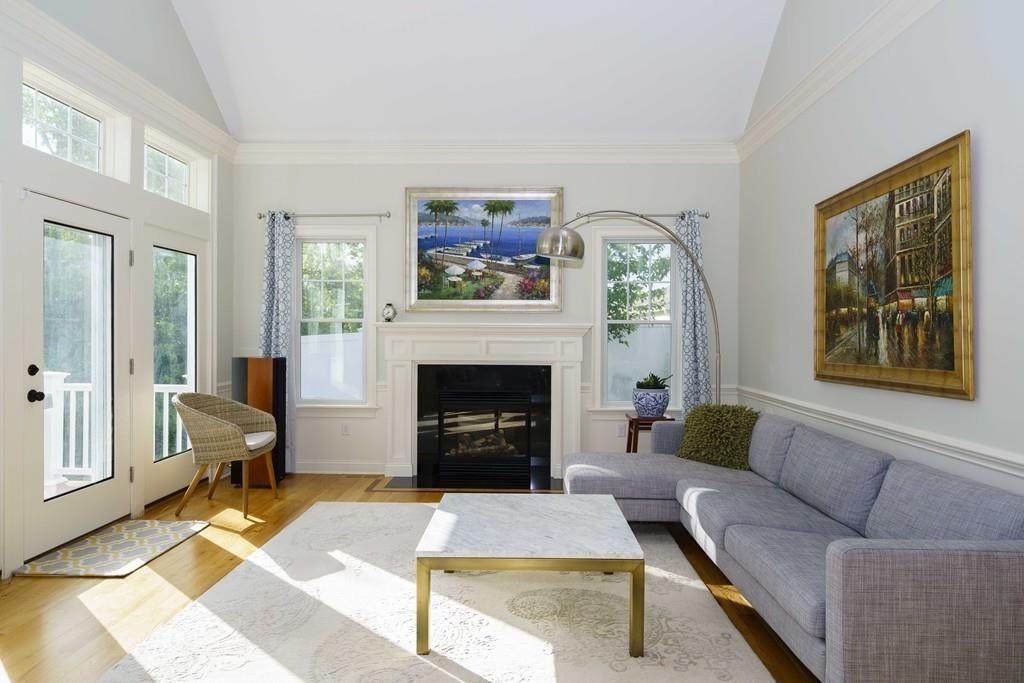 239 Washington Street - Photo 1