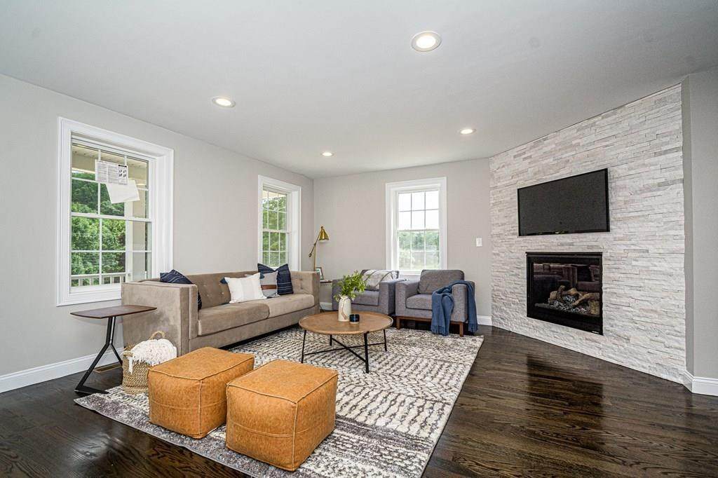 87 Main Street - Photo 1
