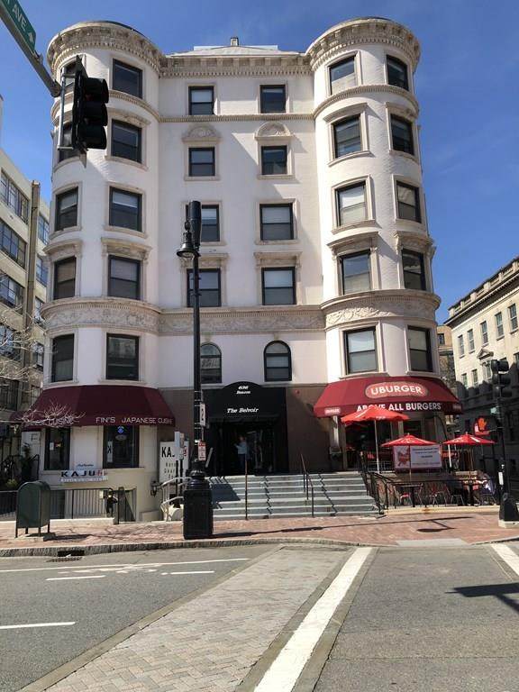 636 Beacon St - Photo 1