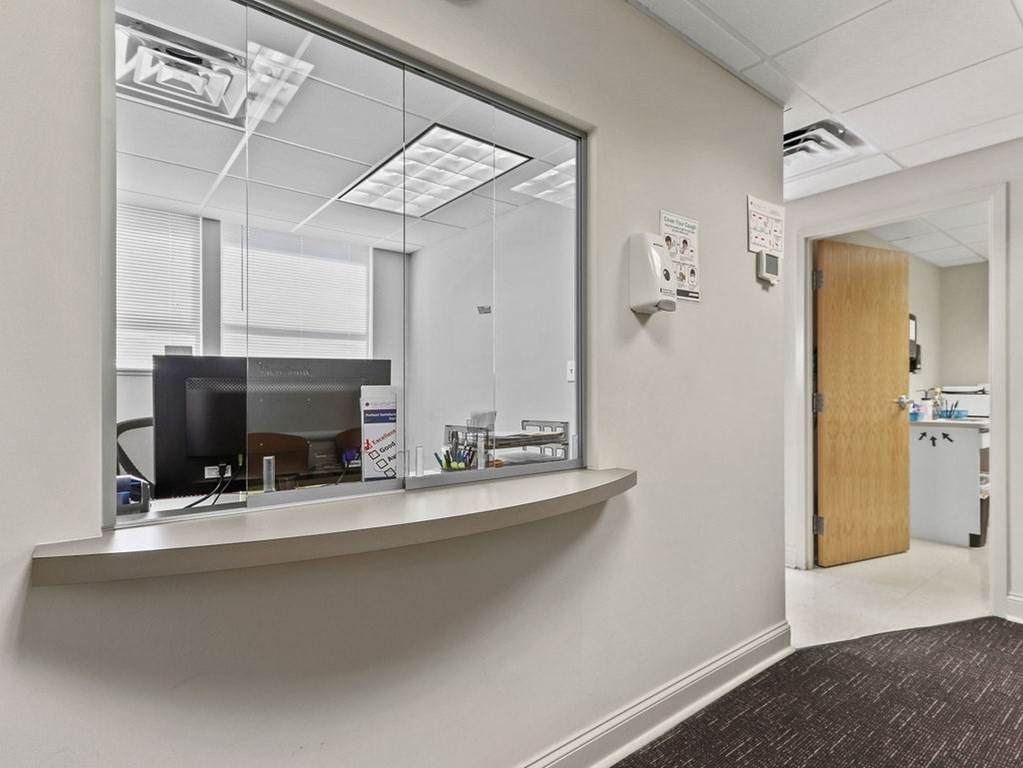 121 Lincoln Street - Photo 1