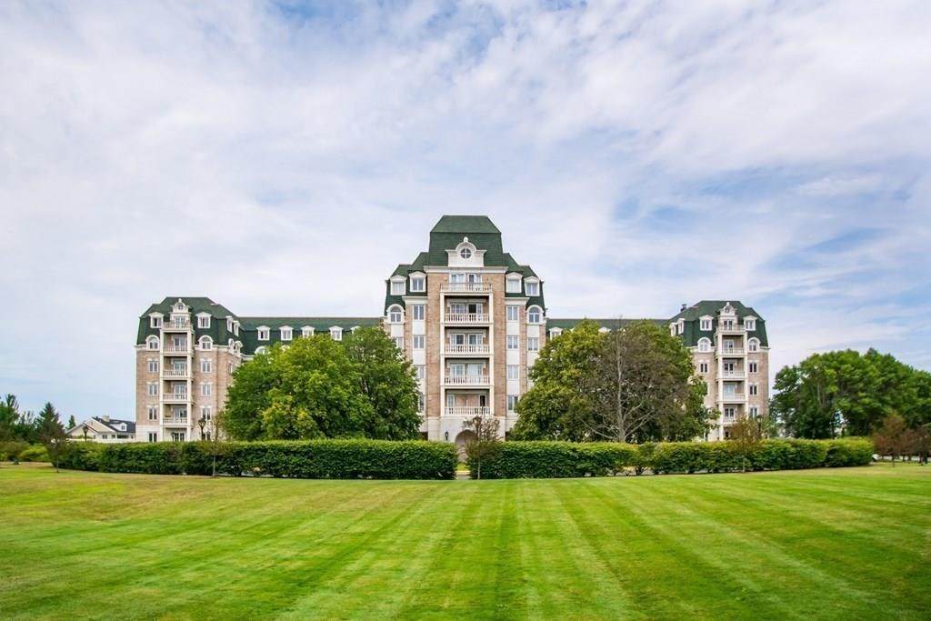 100 Marina Dr - Photo 1