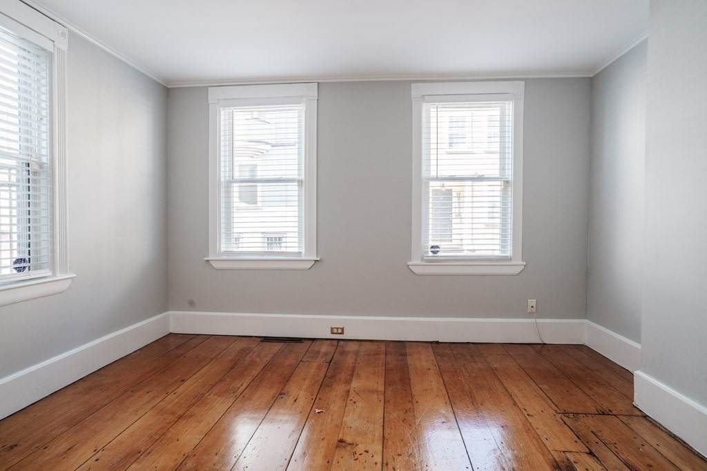 87 School Street - Photo 1