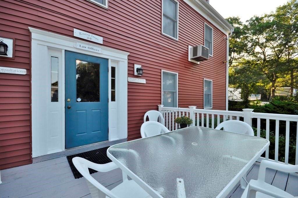 349 Old Plymouth Rd - Photo 1
