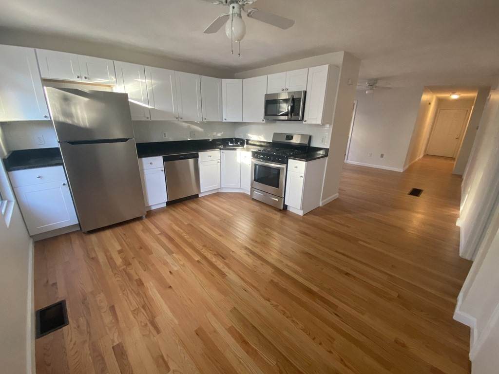 292 Mcgrath Hwy - Photo 1