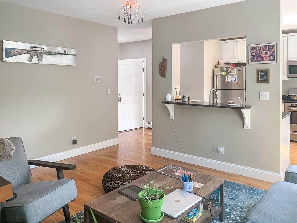 111 Heath Street - Photo 1