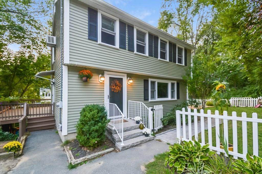 28 Gale Ave - Photo 1
