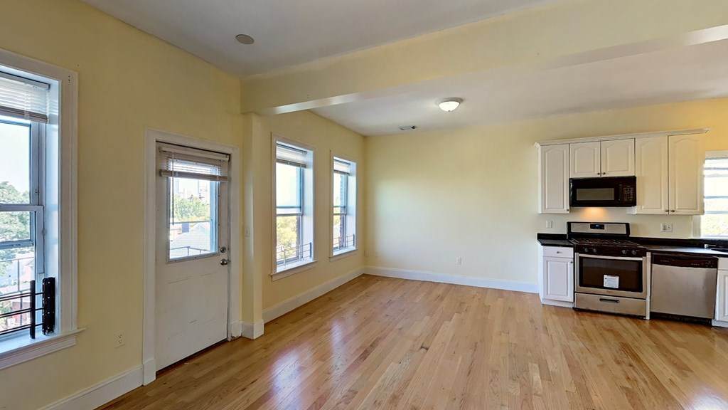 53 Adams - Photo 1