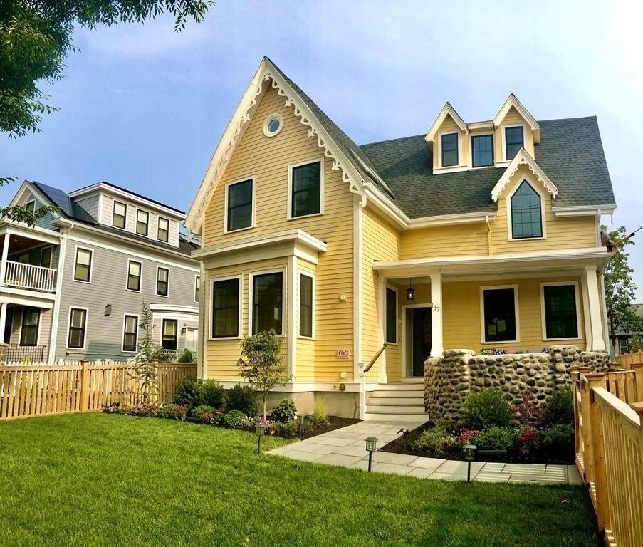 137 Summer St - Photo 1