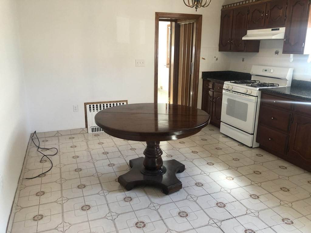 151 Palmer Street - Photo 1