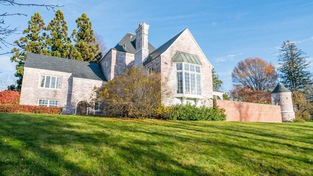 63 Fiske Hill Rd - Photo 1