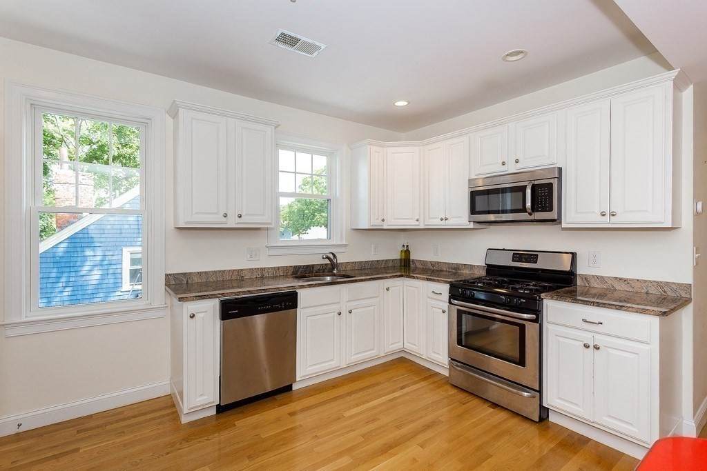 17 Glade Ave - Photo 1