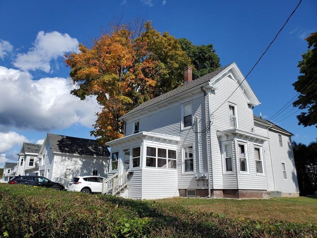 10 Spring Street - Photo 1