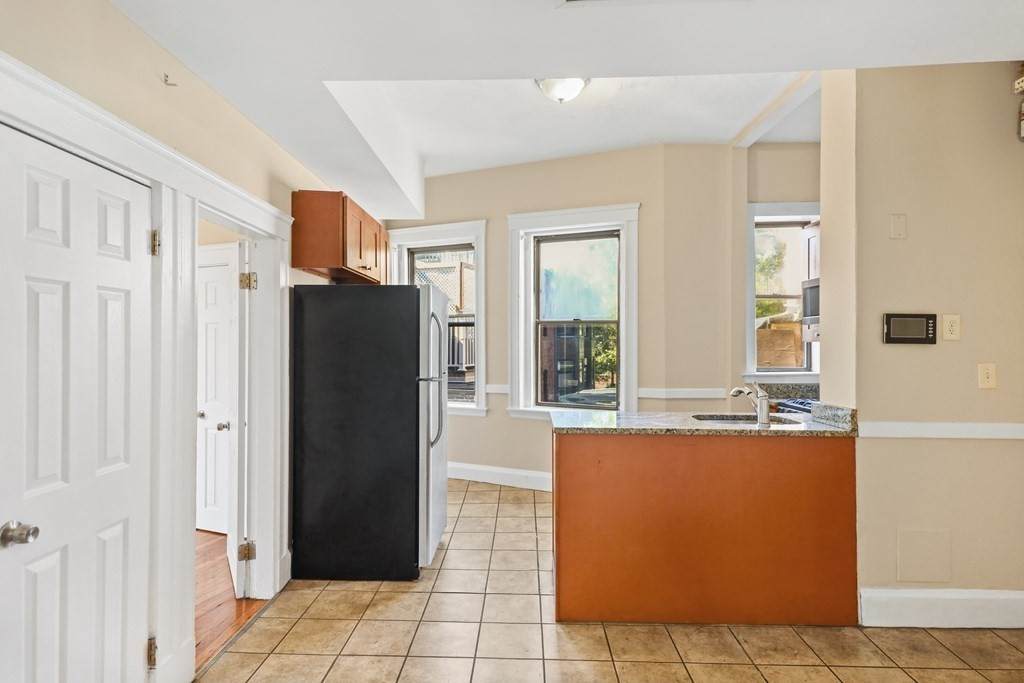 4 Fountain Place - Photo 1