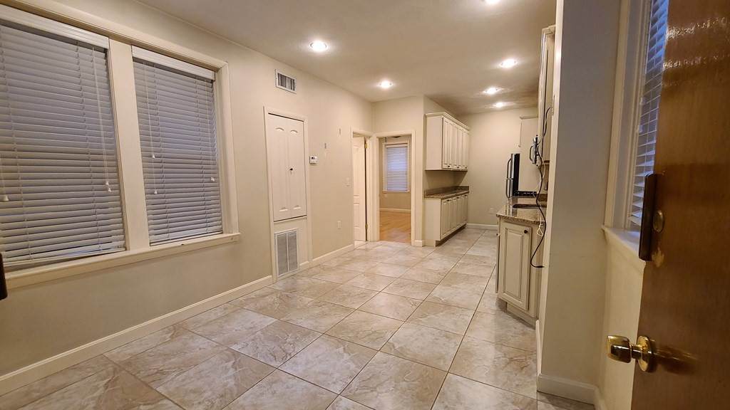 23 Clark St - Photo 1