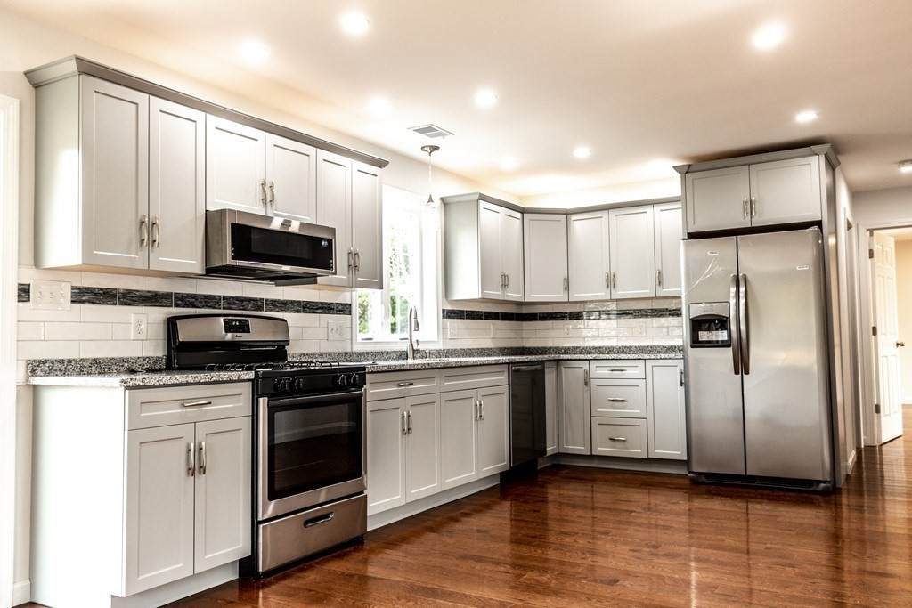 32-R Monroe Street - Photo 1