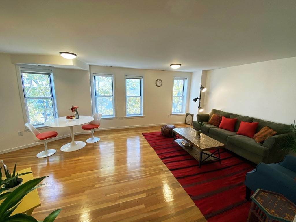 2 Chestnut St - Photo 1