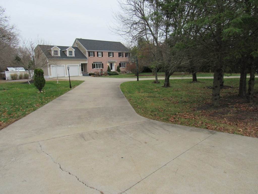 320 Bay Rd - Photo 1