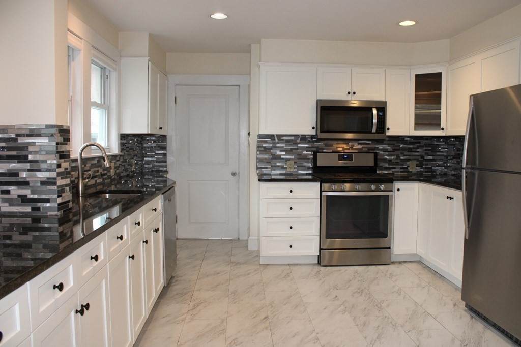 95 Fairview Ave - Photo 1