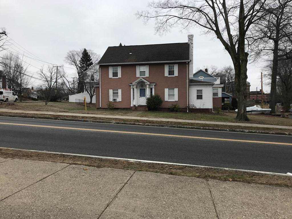 44 Center St - Photo 1