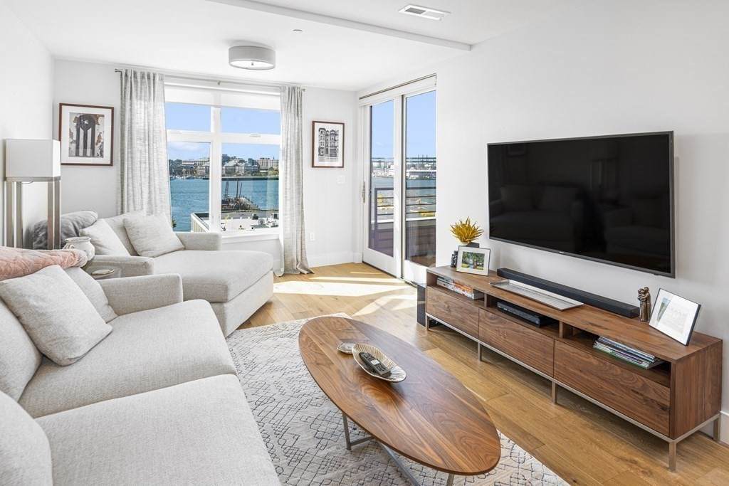 250 Meridian Street - Photo 1