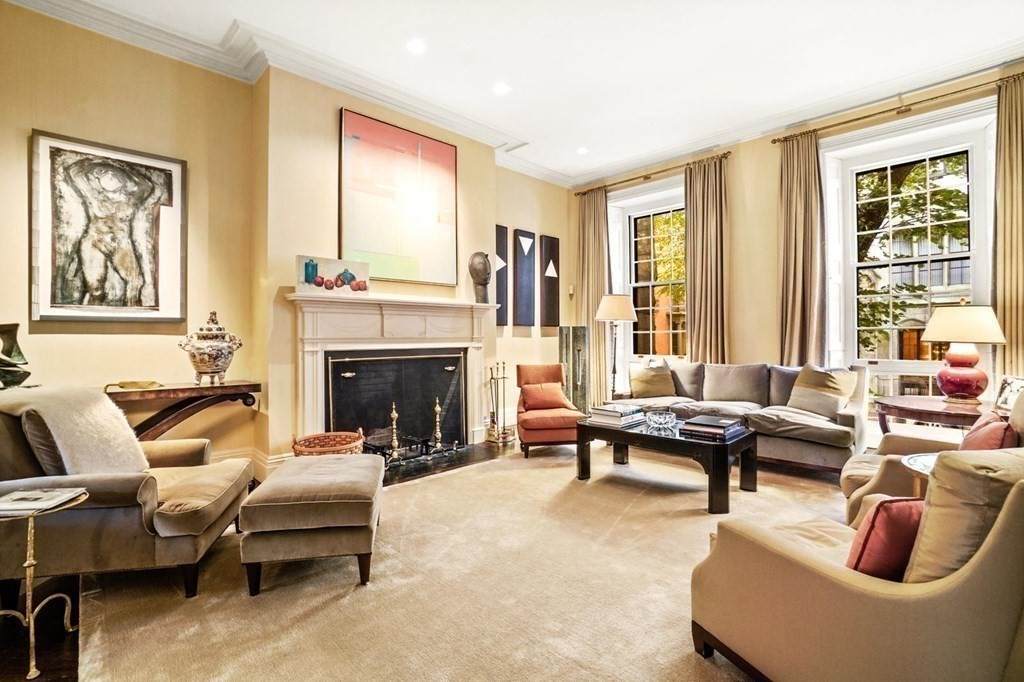 28 Chestnut Street - Photo 1