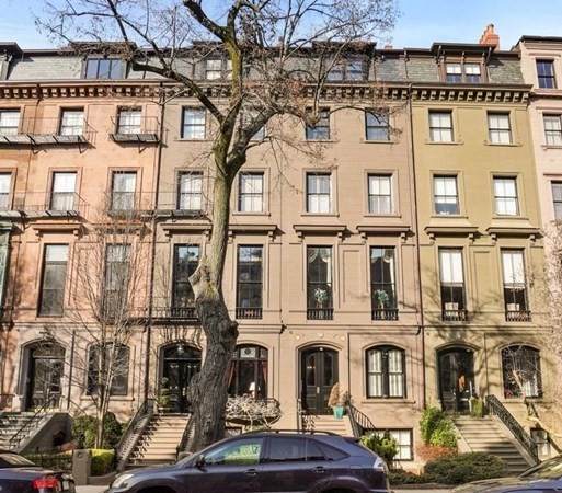 202 Beacon St - Photo 1